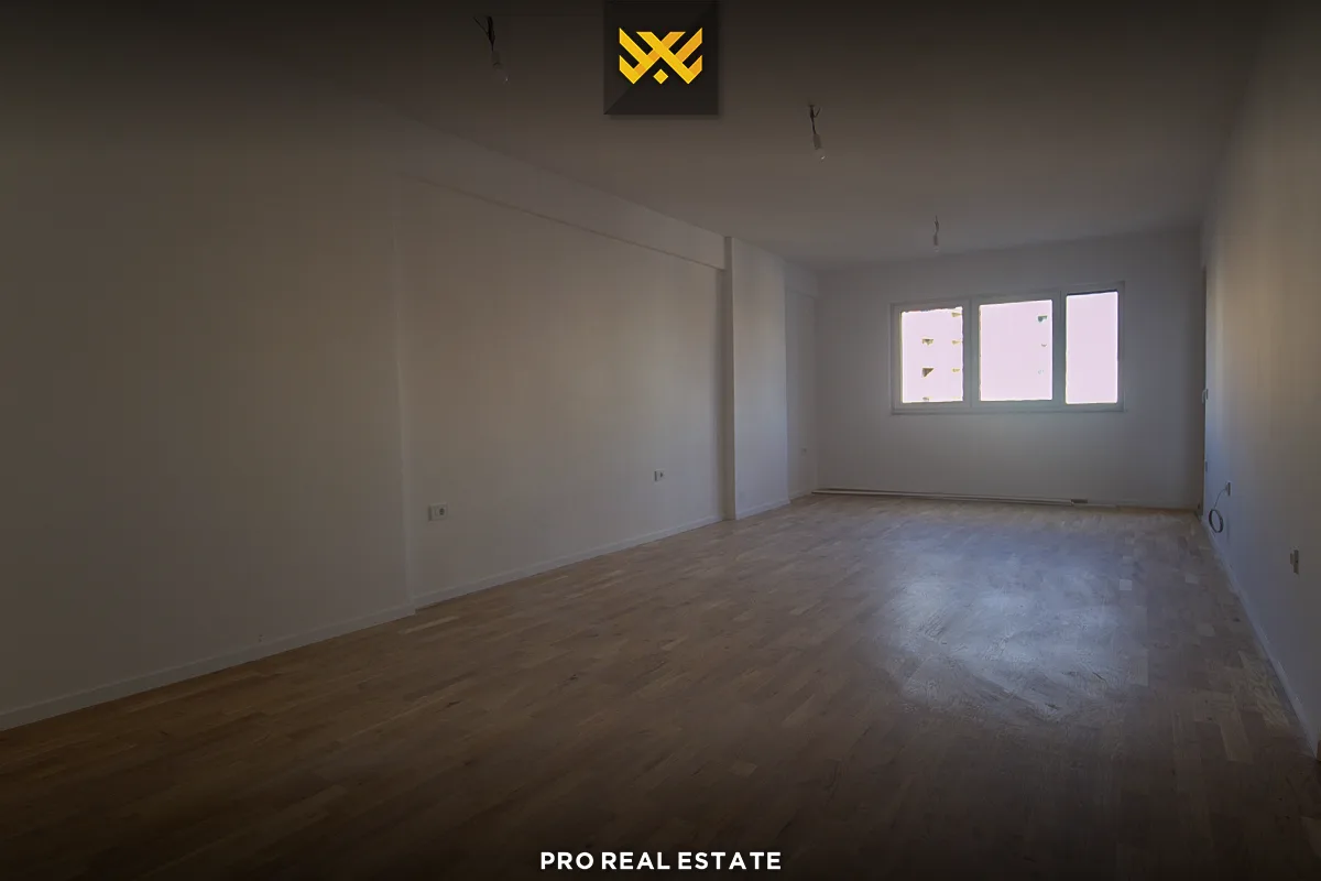 Banesë / Zyrë 96m² me #QIRA në Rrugën A