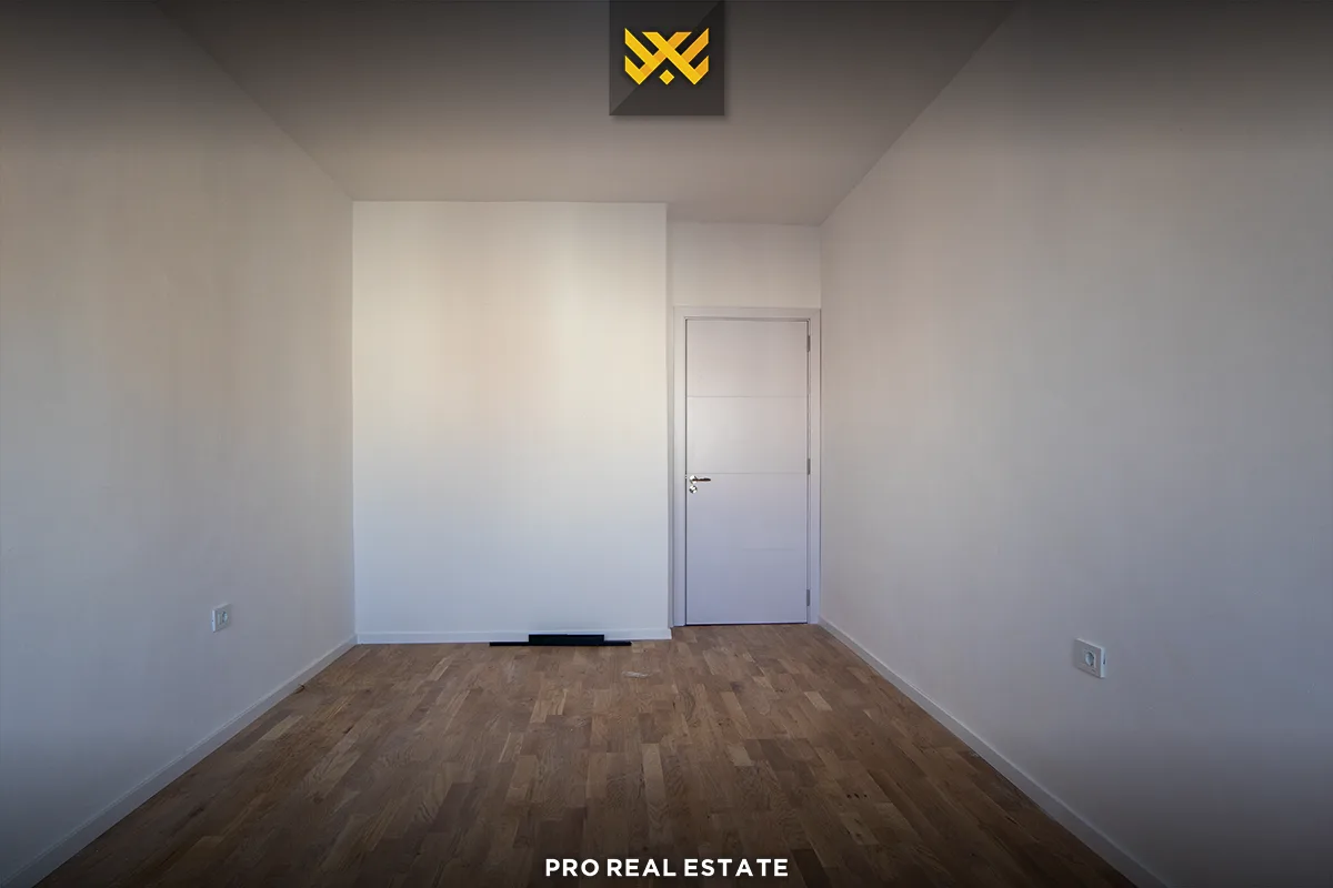 Banesë / Zyrë 96m² me #QIRA në Rrugën A