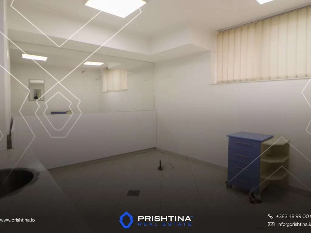 Lokal me qira 110m² në Dardani