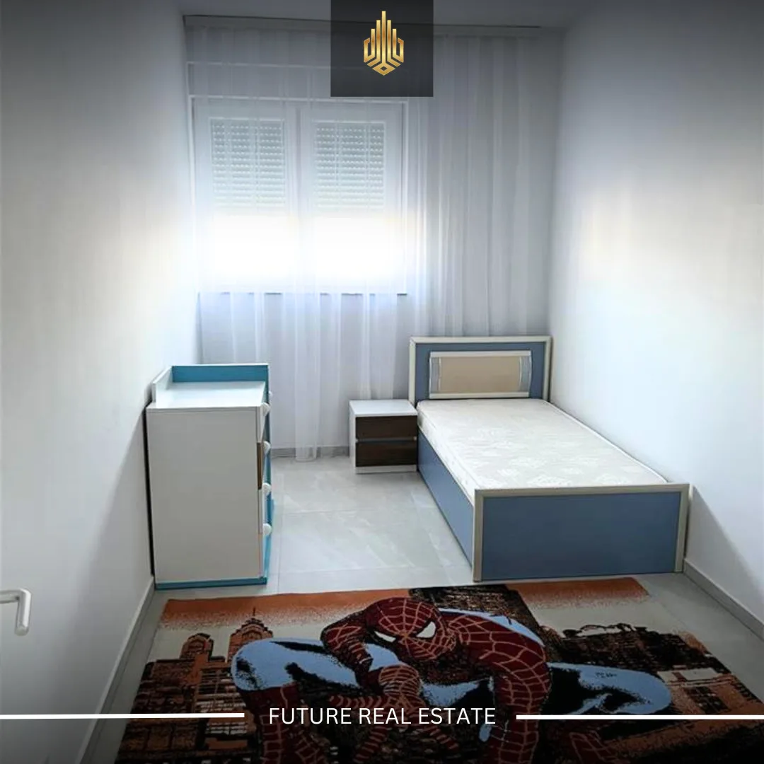 Penthouse me QERA/180m²