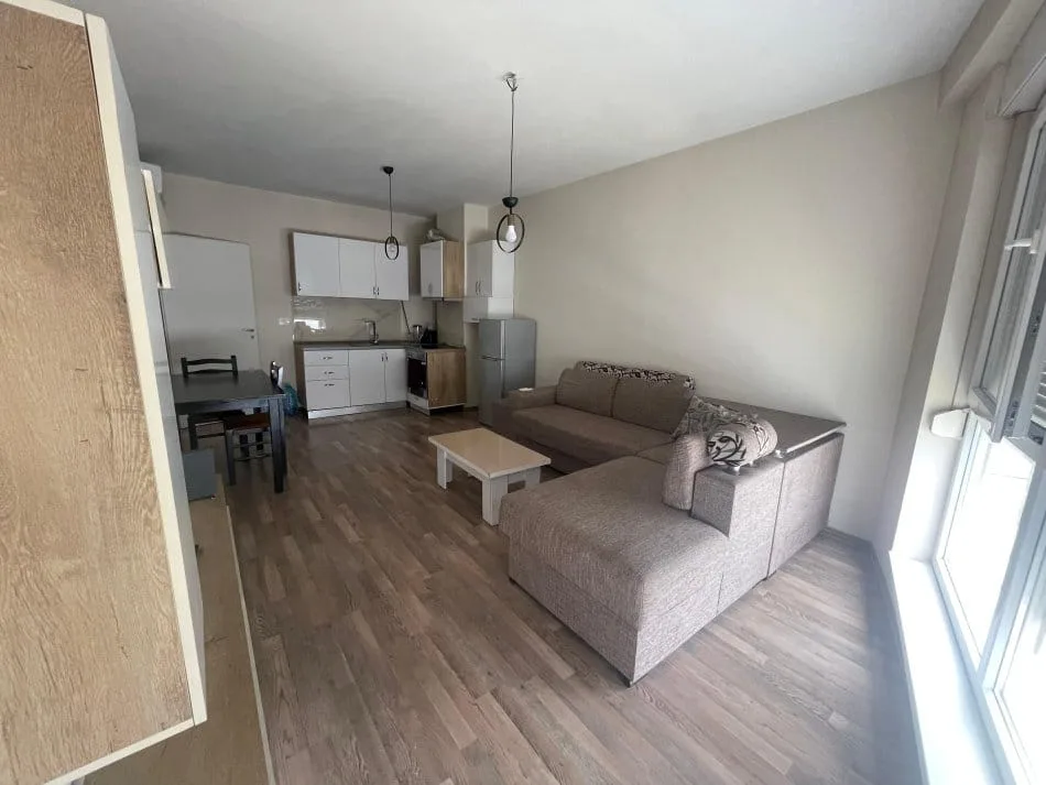 Apartament Ne Shitje 1+1 tek Siri Kodra (ID B110473) Tirane