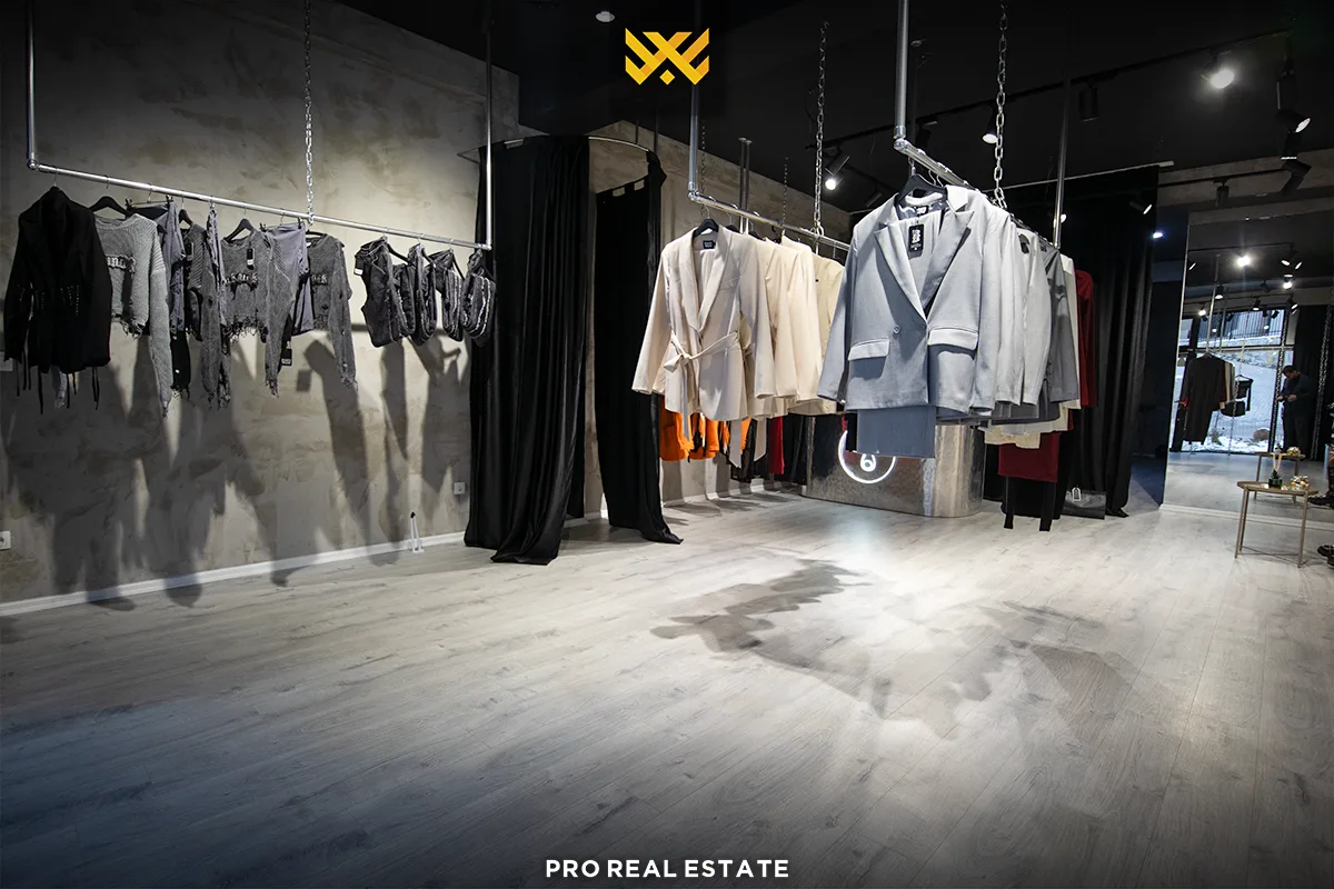 Lokal 90m² për #SHITJE te Mati 1.