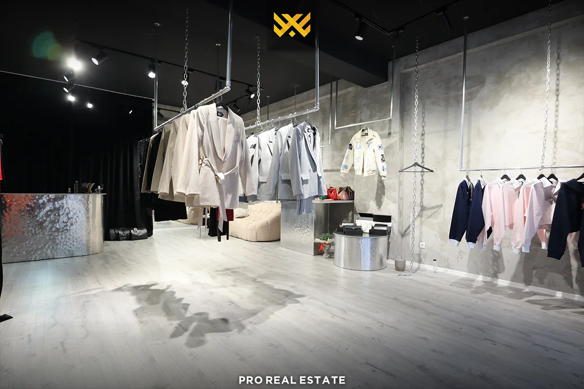 Lokal 90m² për #SHITJE te Mati 1.