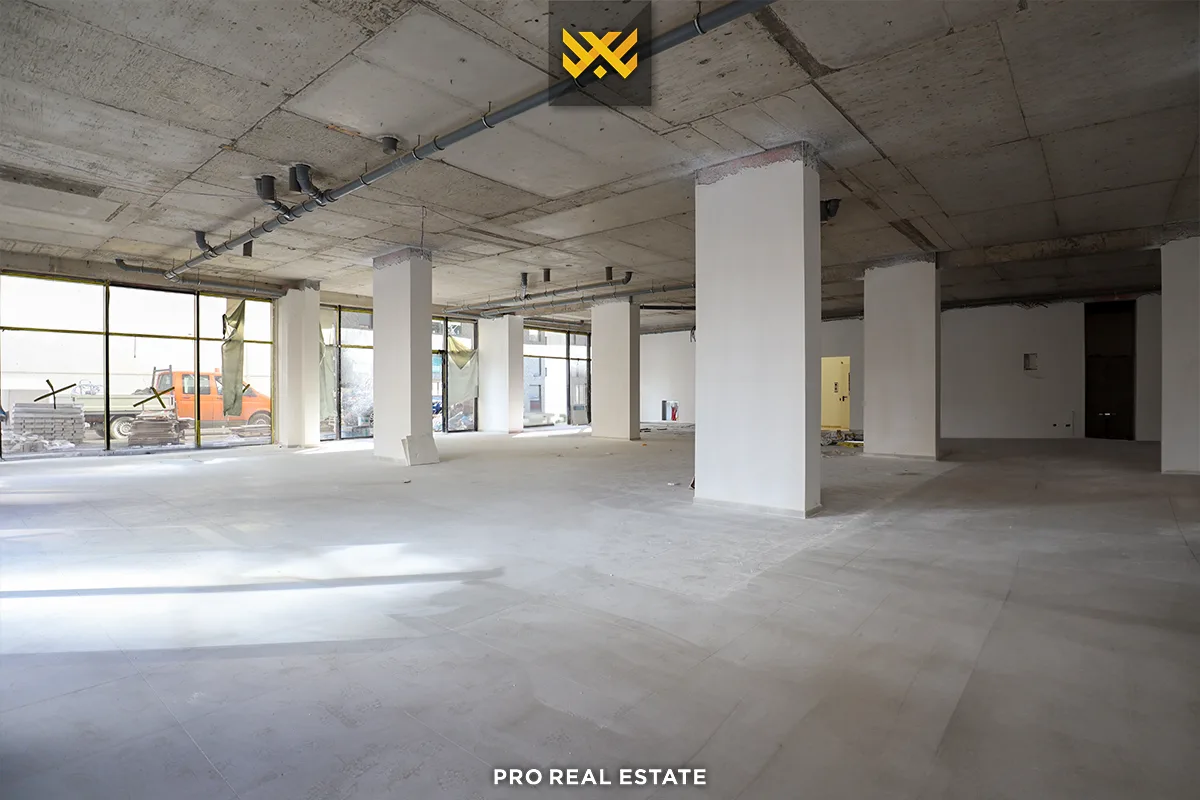 Lokal 360m² me #QIRA te Rruga C