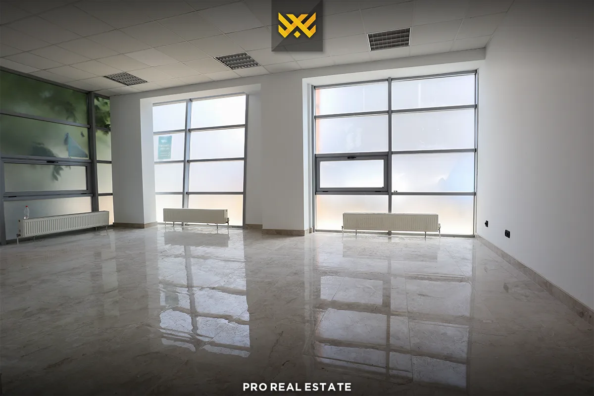 Lokal 60m² me #QIRA në Emshir.