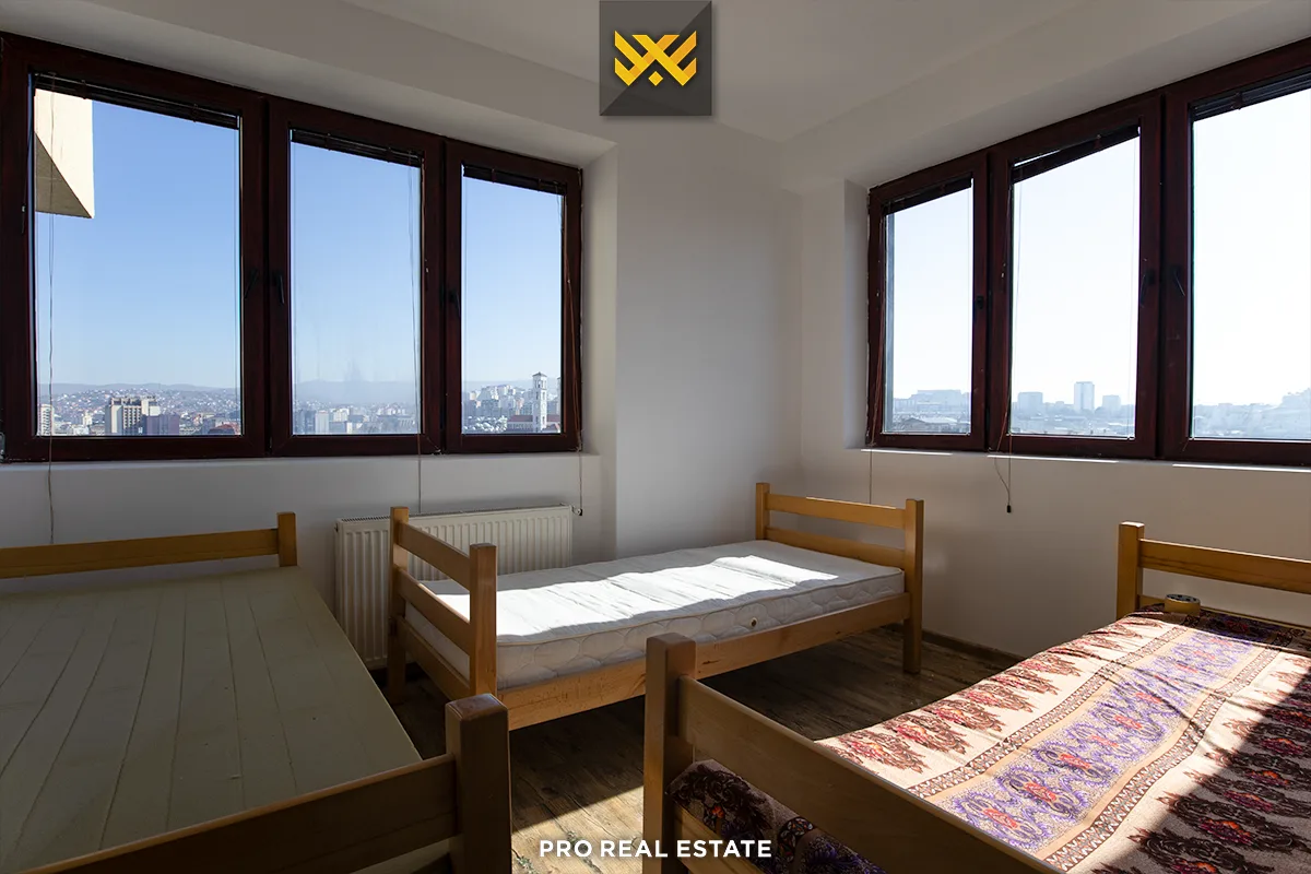 Banesë / Zyrë 92.5m² me #QIRA në Lakrishtë.