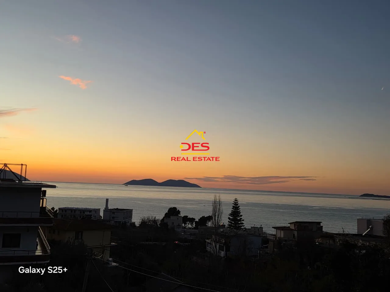 JEPET ME QIRA VILË 3-KATËSHE NË UJI TË FTOHTË, VLORE 📍 Pranë Kampit të Punëtorëve