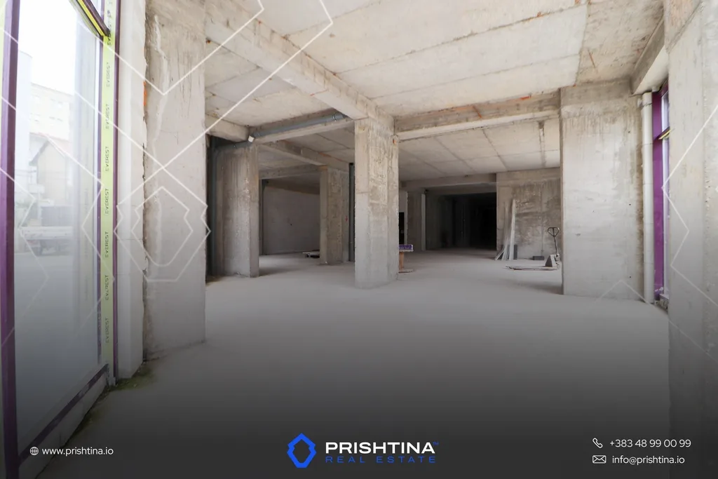 Lokal me qira 457m² te Lagjja e Muhaxherëve