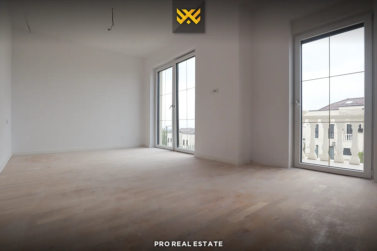 Shtëpi 300m² me #QIRA në Lagjen Royal Green Residence