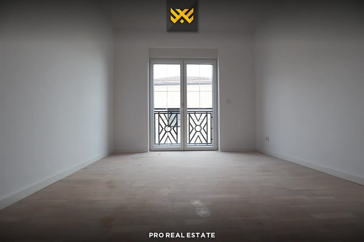 Shtëpi 300m² me #QIRA në Lagjen Royal Green Residence