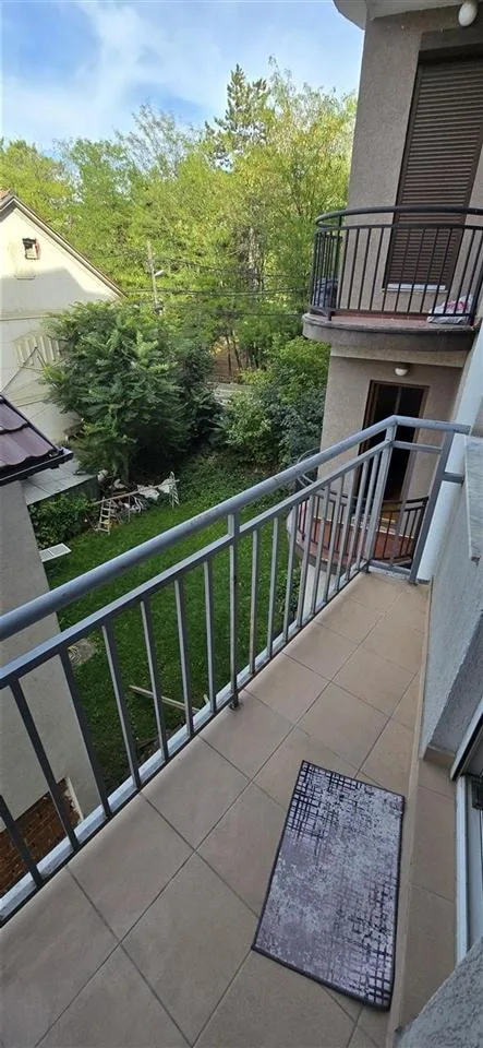 Banesë me qira 1+1 në Parkun e Qytetit