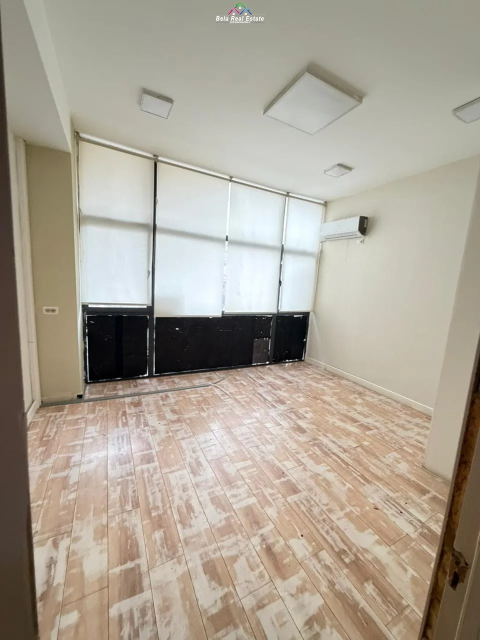 Zyre Me Qera Tek Selvia ( ID BZ2820 ) Tirane