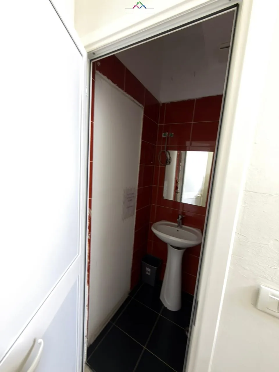 Zyre Me Qera Tek Selvia ( ID BZ2820 ) Tirane