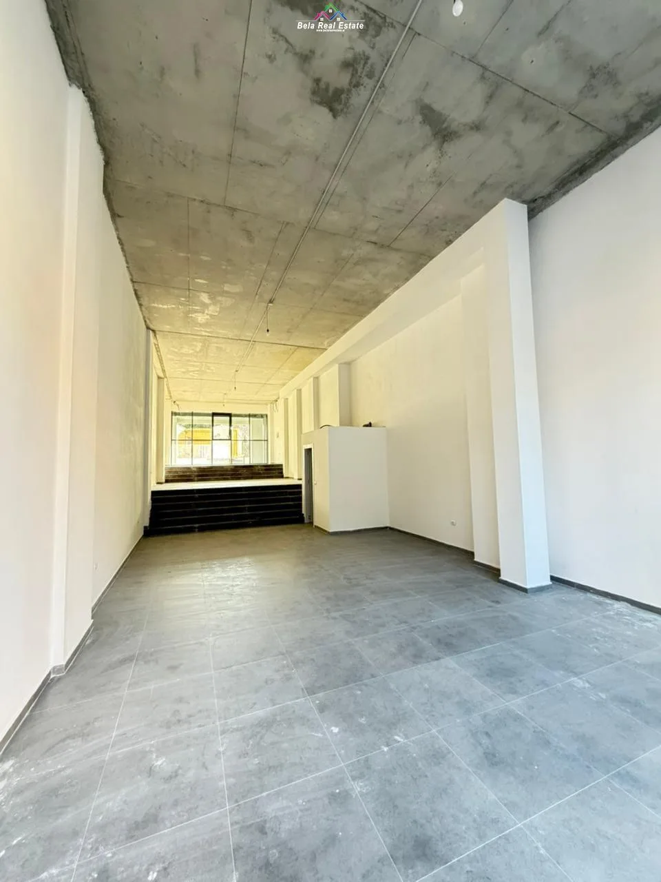 Dyqan me qera tek Rruga e Barrikadave (ID BD21865) Tirane