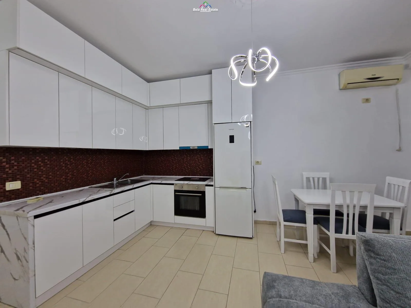 Apartament Me Qera 1+1 ne Myslym Shyr (ID B2101656) Tirane