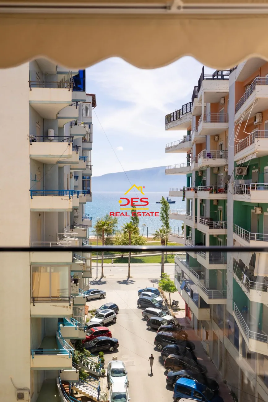 Jepet me qira apartament luksoz 1+1 në lungomare, vlorë.