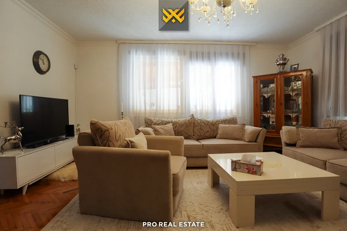 Shtëpi 70m² me #QIRA në Tophane