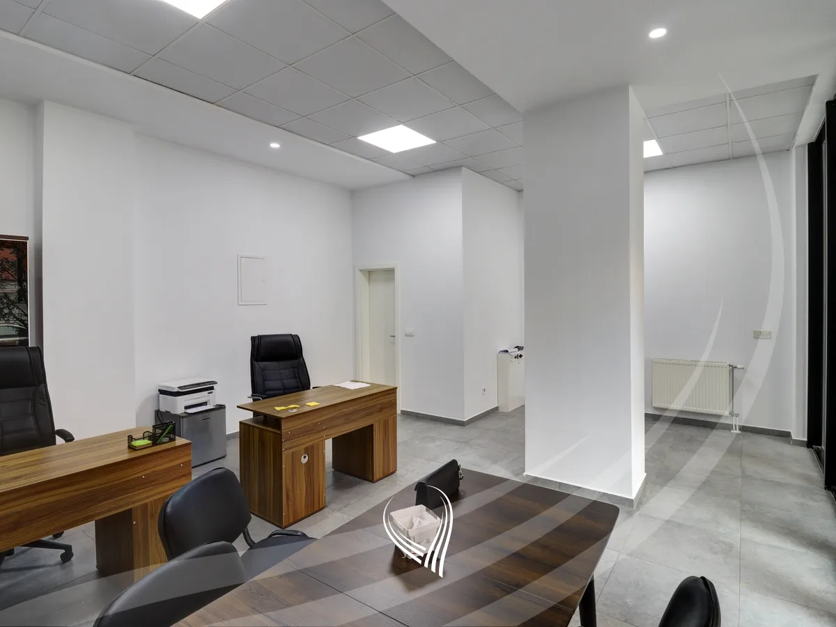 Lokal 40m2 me qira në lagjen Mati 1