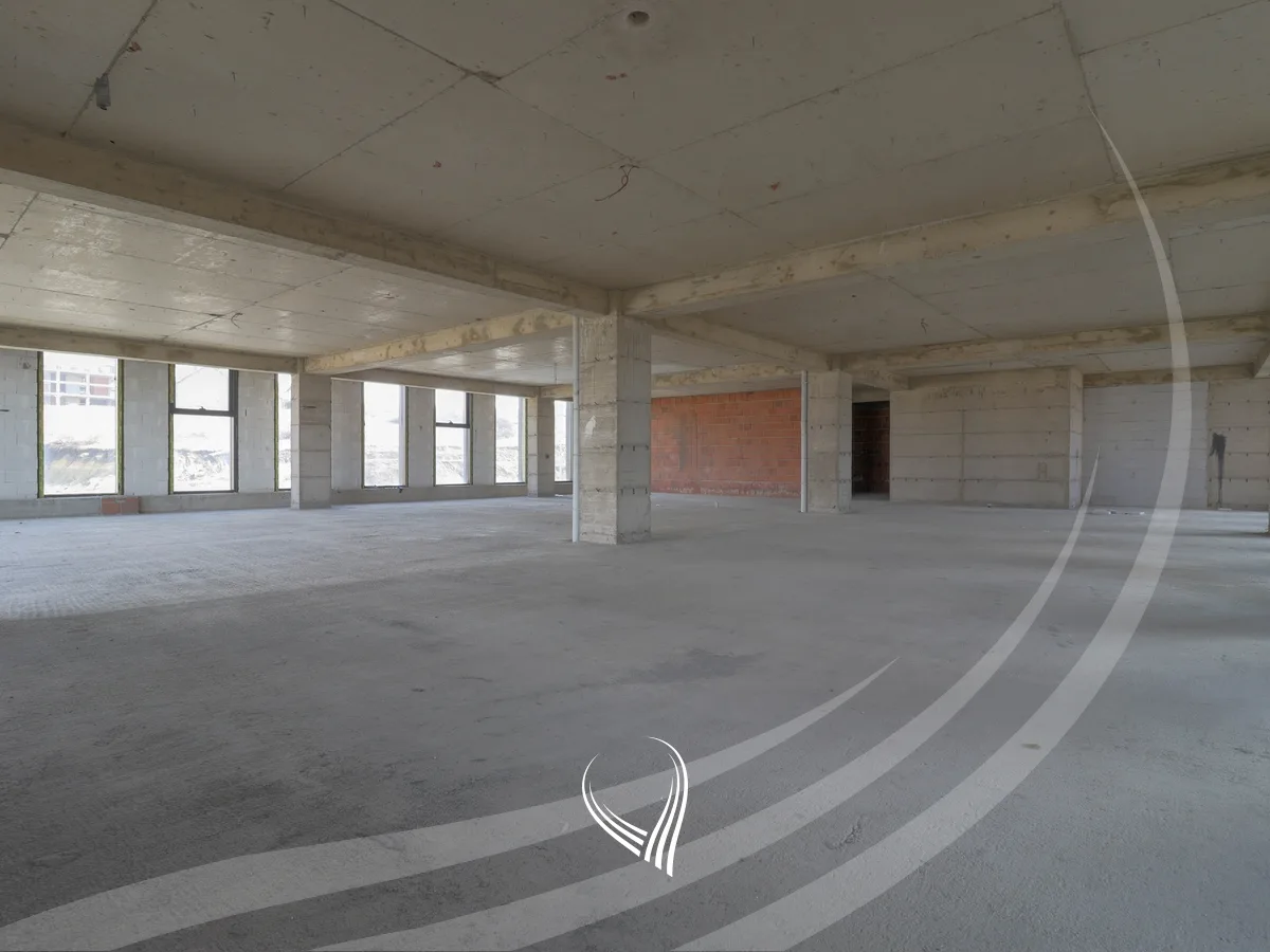 Zyre 319.67m2 në shitje në lagjen Kalabria – Emshir