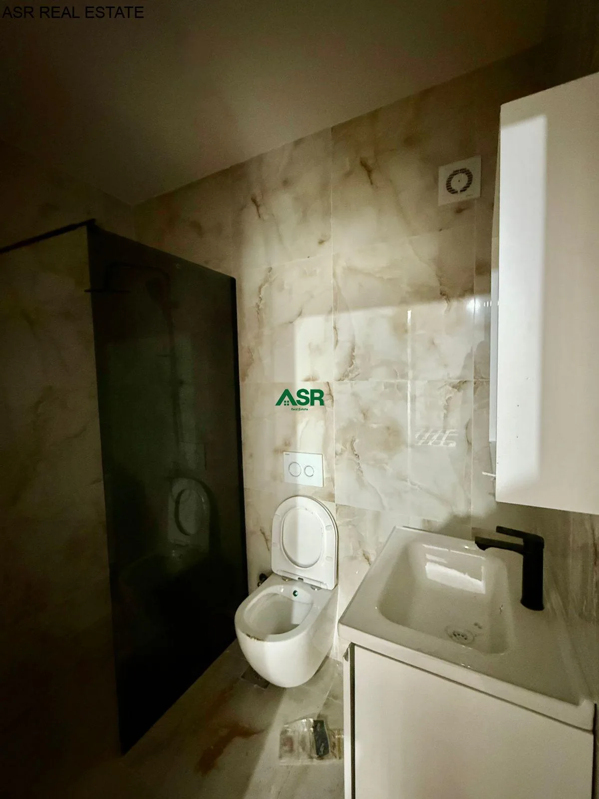 #ID:4128 Banesë  me #qira në Prishtine te Re përball Gjykates Themelore në Kompleksi Delta Invest