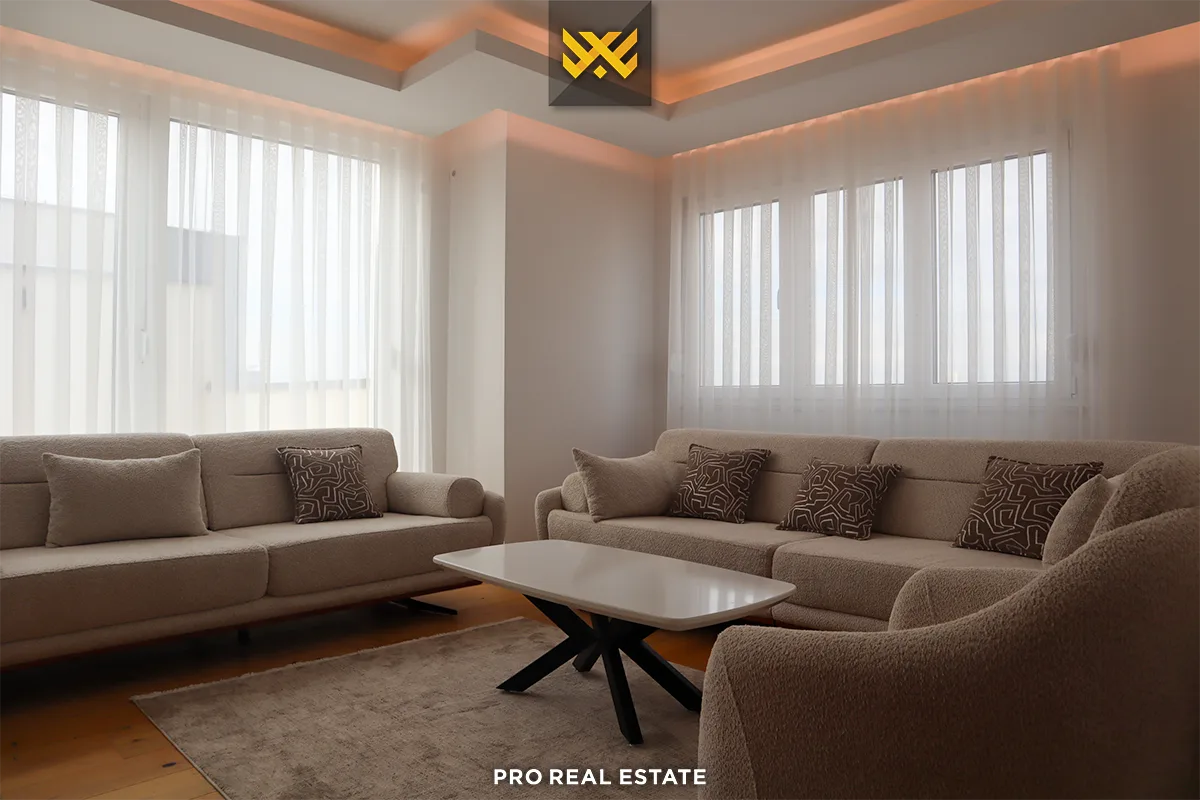 Banesë 120m² + 20m² me #QIRA në Lagjen e Spitalit