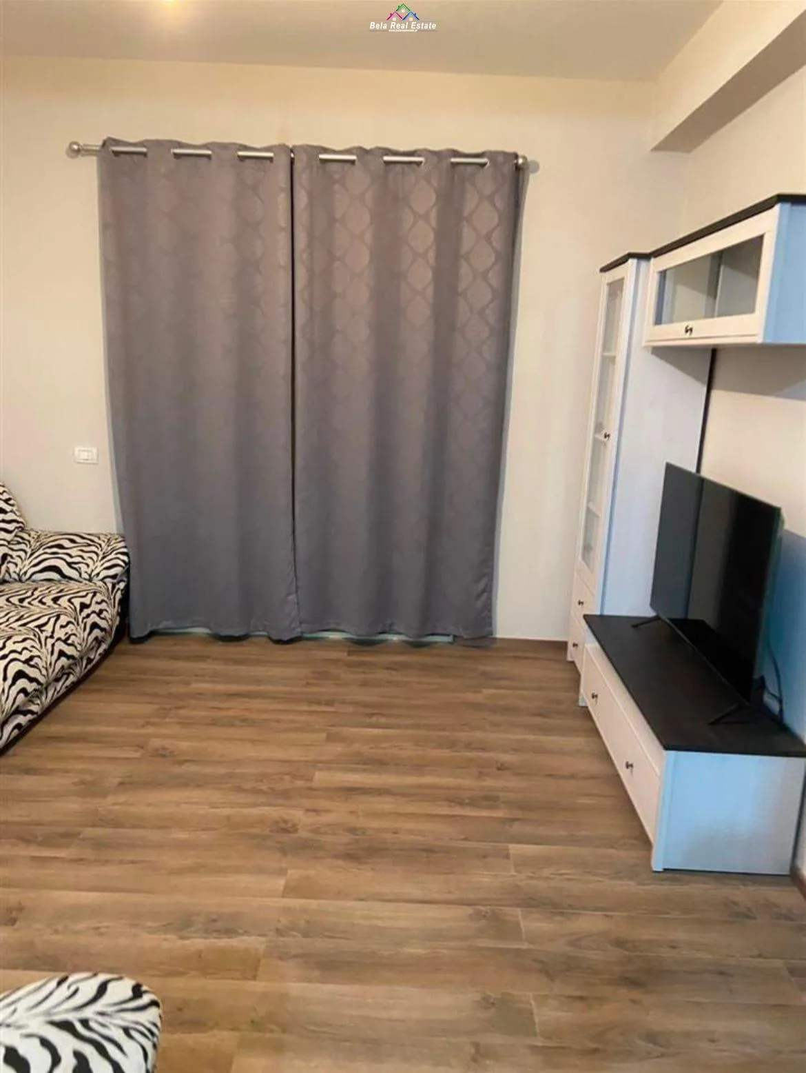 Apartament Me Qera 2+1+2 Tek Kompleksi Golden Park (ID B2201114 ) Tirane