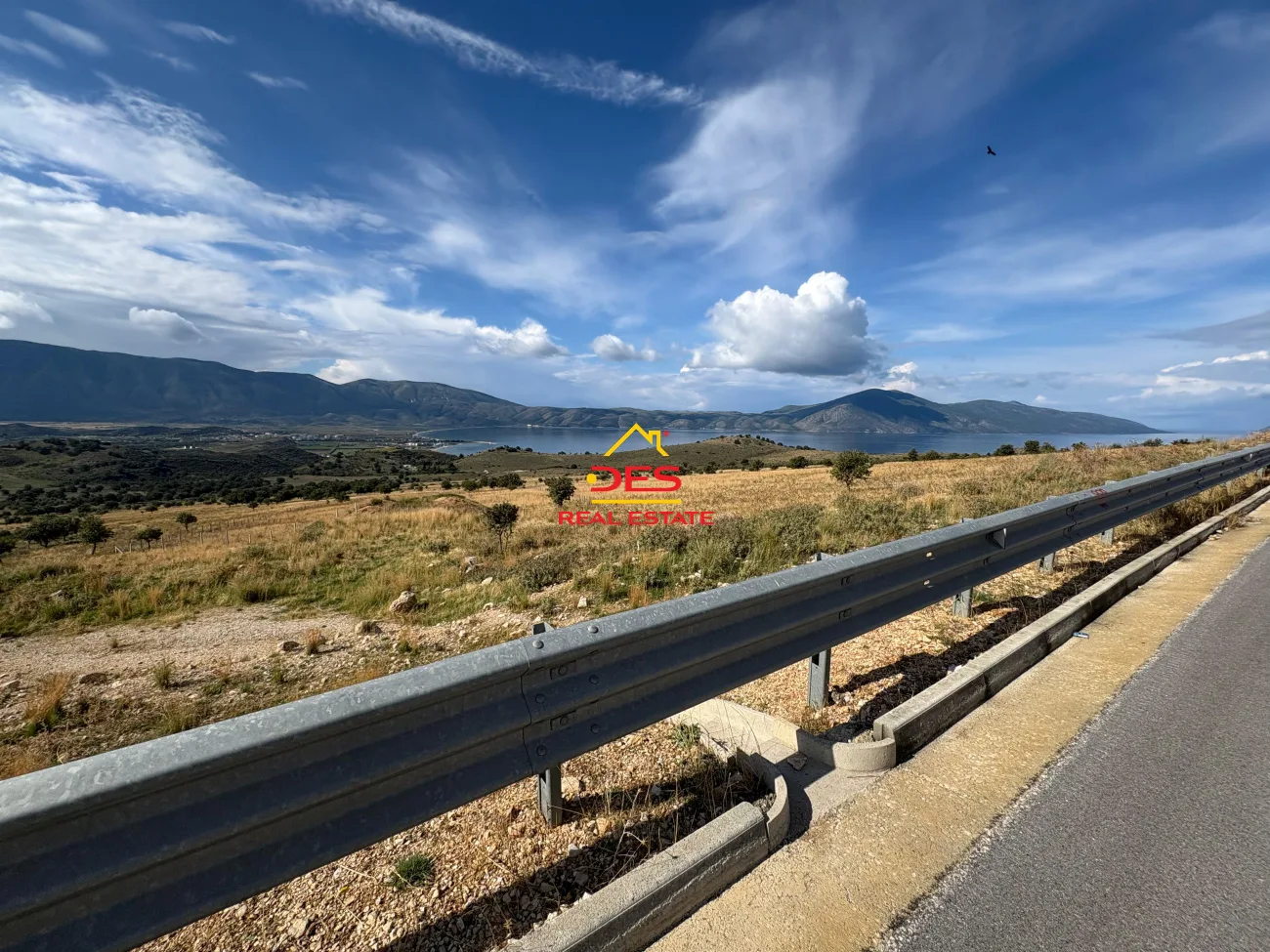 Shitet tokë – pemëtore në radhimë, vlorë.