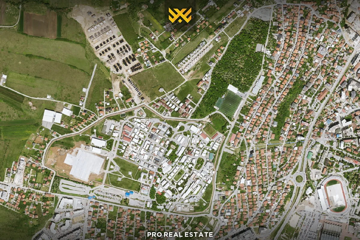 Shtëpi 203m² për #SHITJE në Dragodan.
