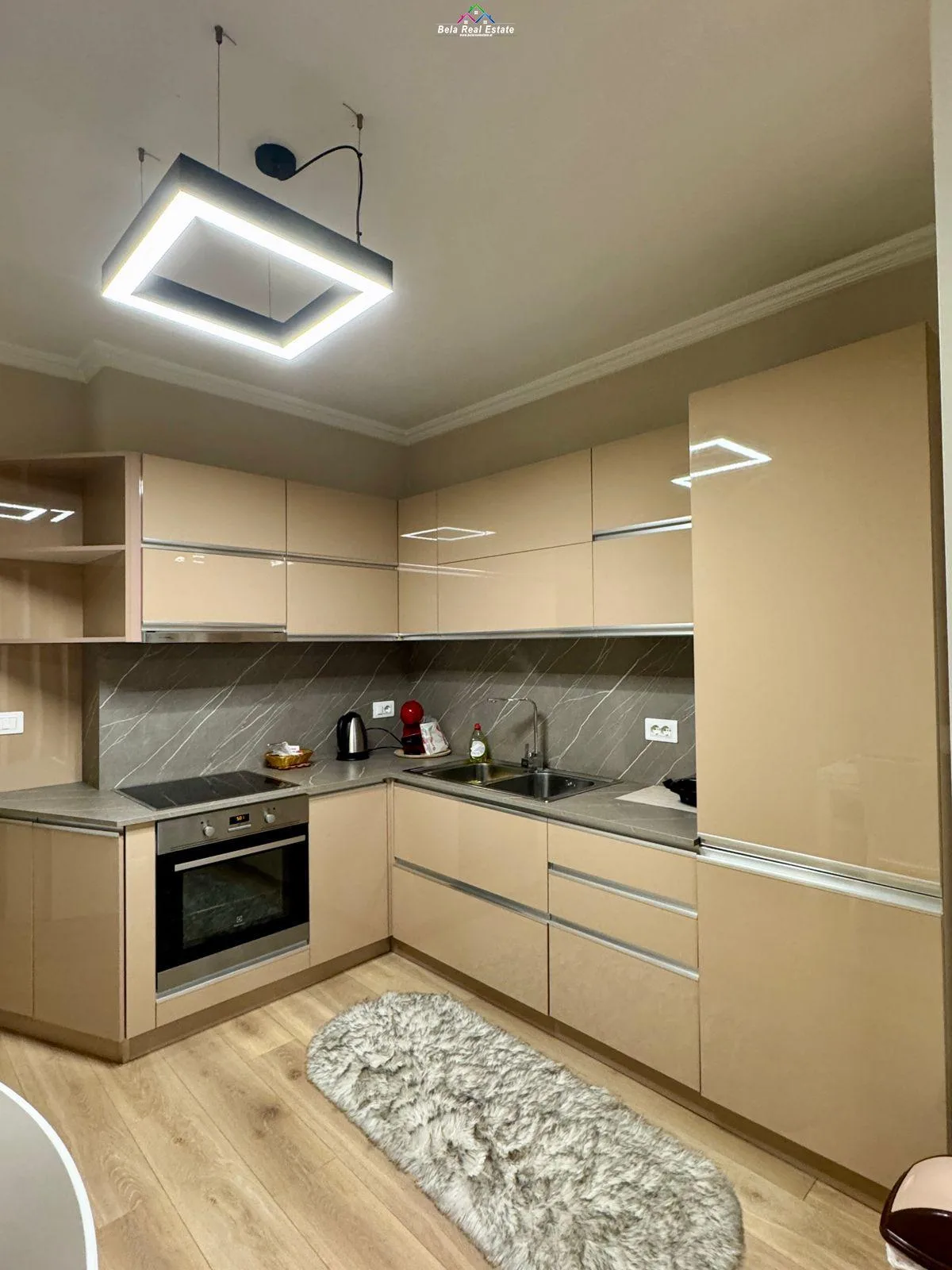 Apartament me Qera 1+1 ne Bllok (ID B2101258) Tirane