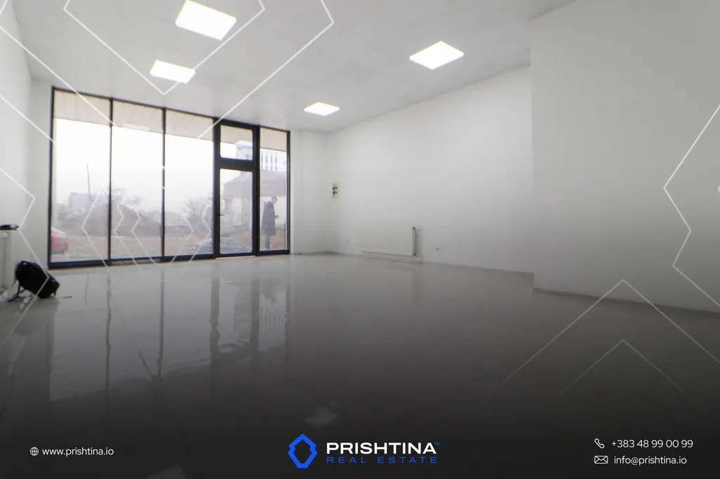 Lokal me qira 112m² në Prishtina e Re