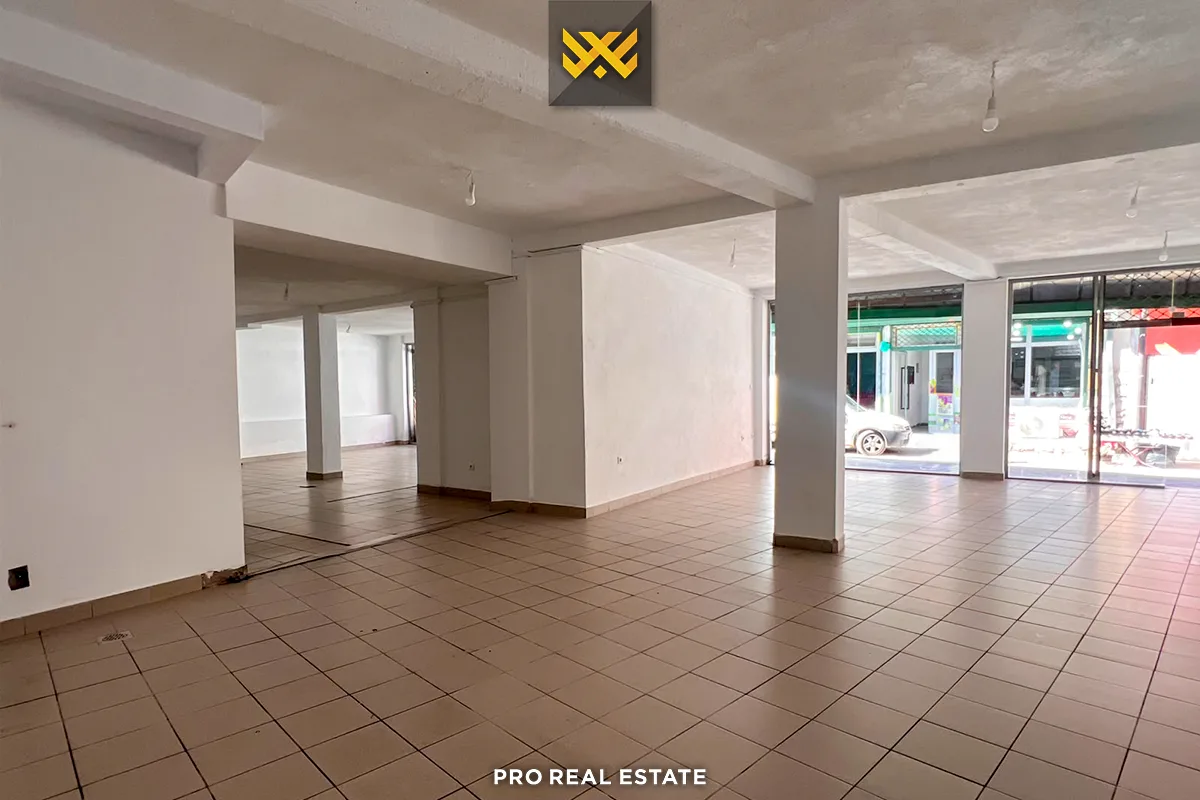 Lokal 147m² me #QIRA te Qendra e Vjetër