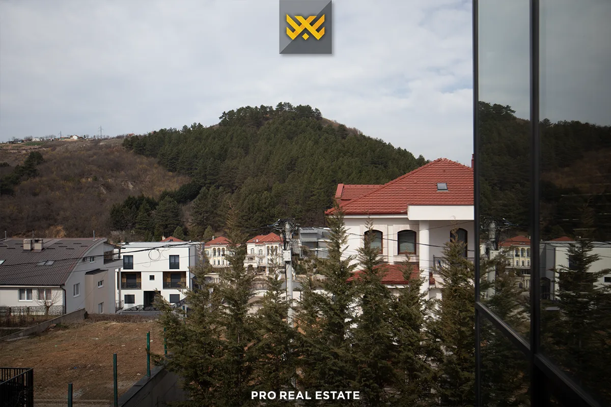 Shtëpi 320m² për #SHITJE në Sofali.