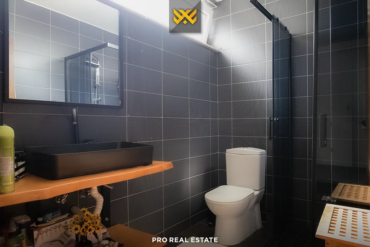 Shtëpi 320m² për #SHITJE në Sofali.
