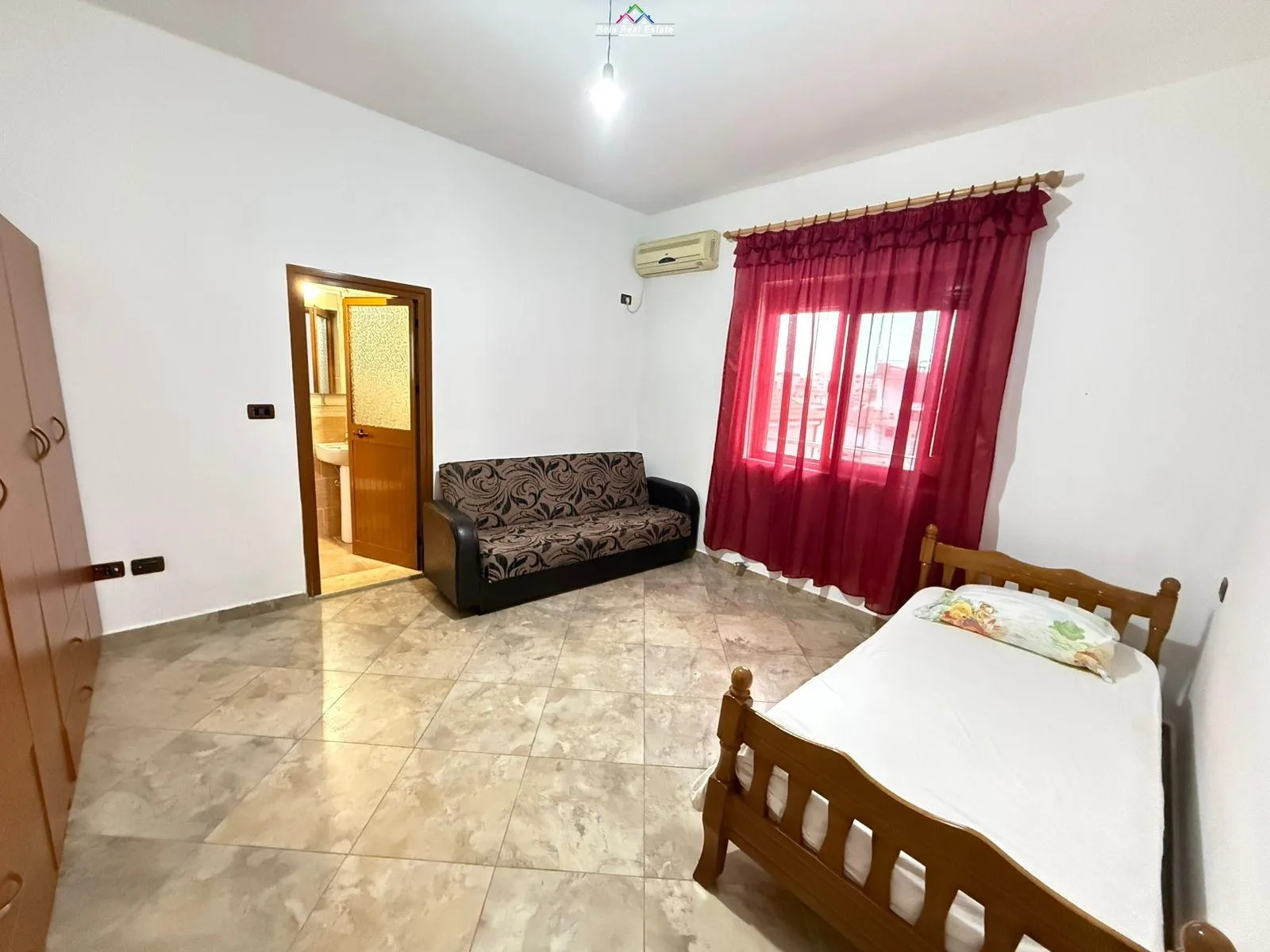 Vile Me Qera 2+1 Tek Kodra e Priftit ( ID BV22545) Tirane