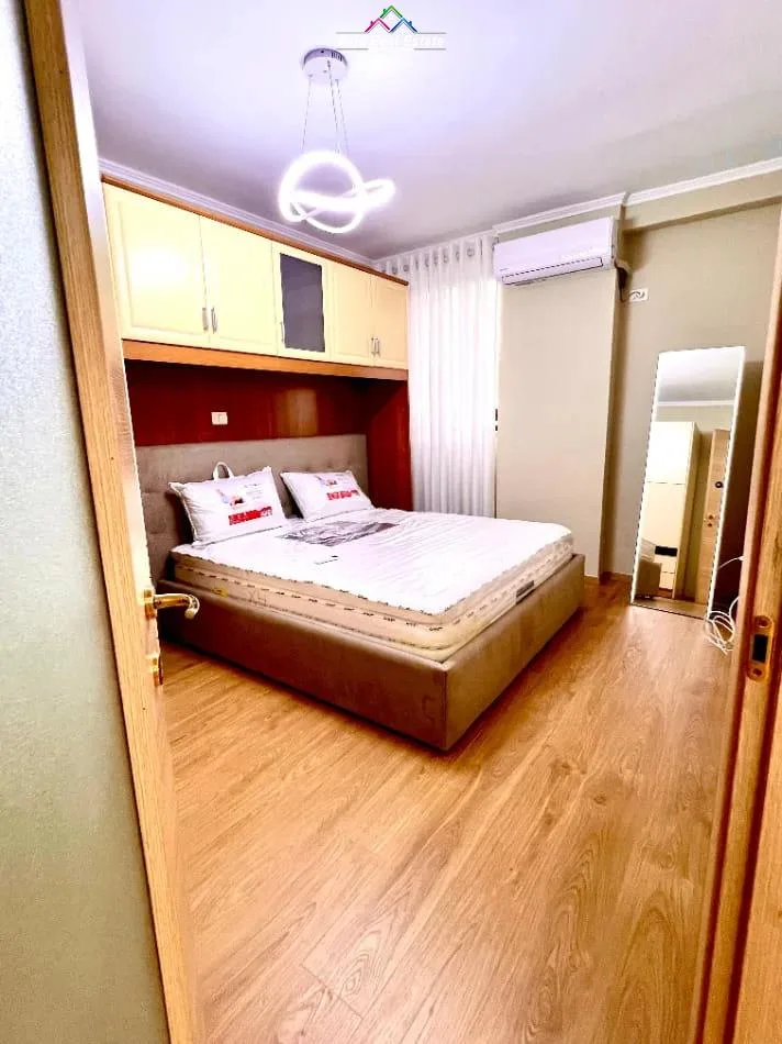 Apartament Me Qera 1+1 prane Maternitetit te Ri (ID B2101032) Tirane