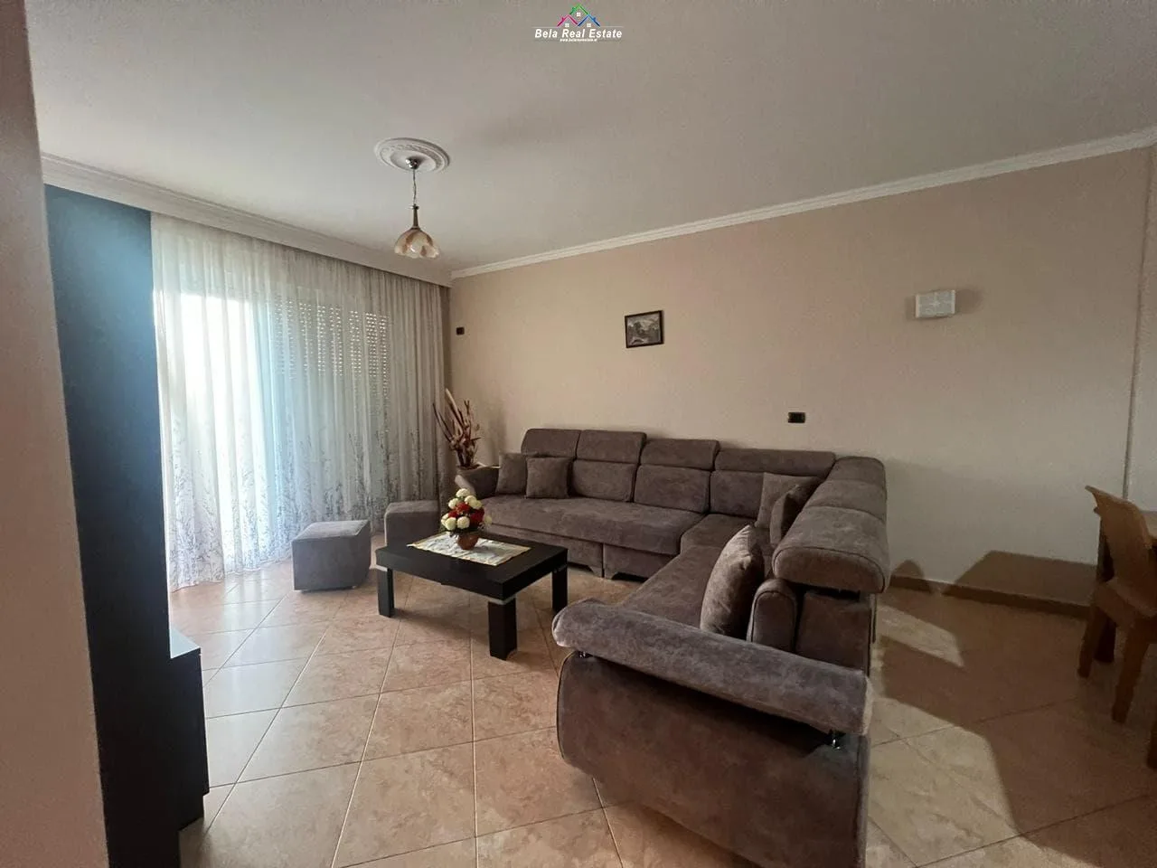 Apartament me qera 1+1 ne Bllok (ID B2101301) Tirane