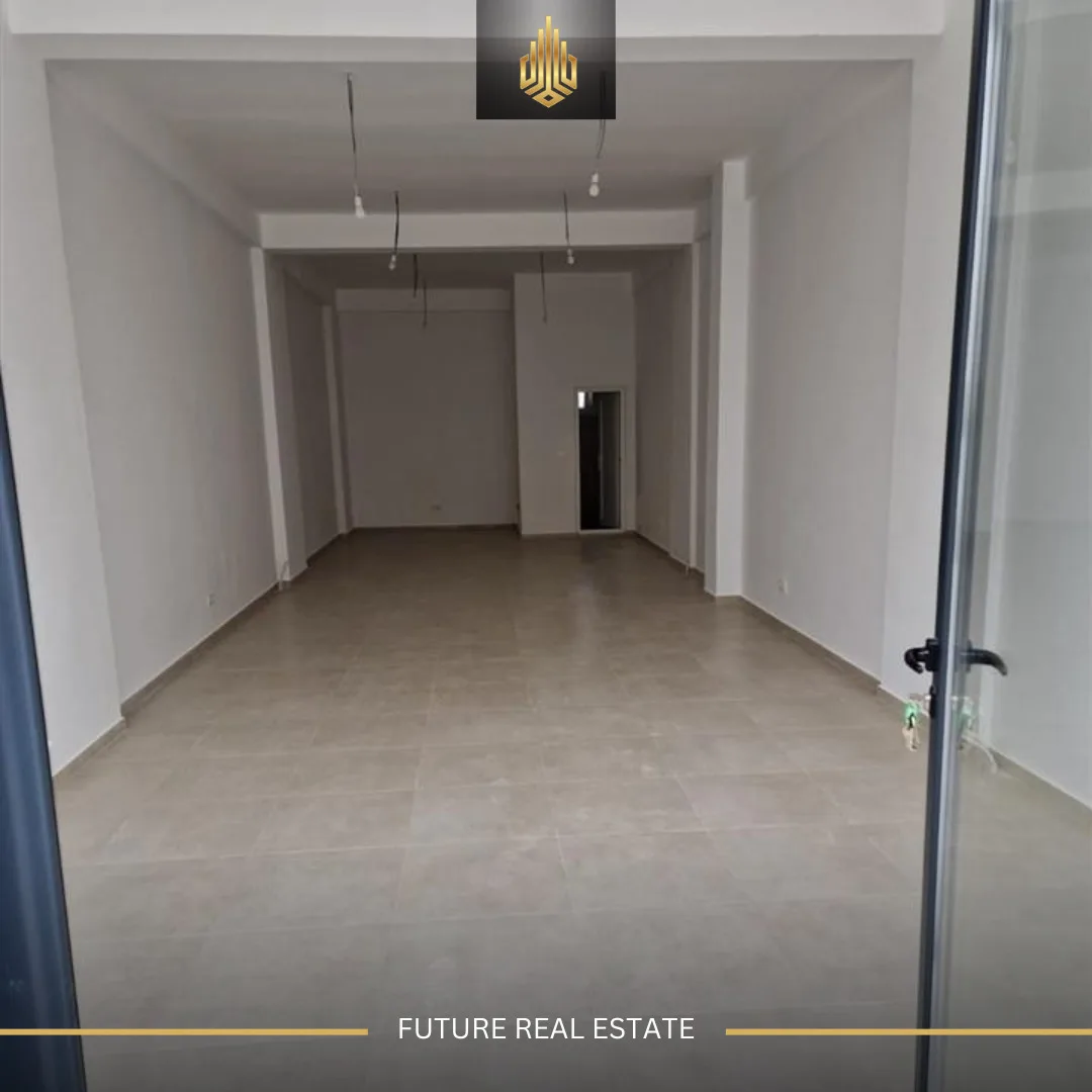 Lokal me QERA/78m²