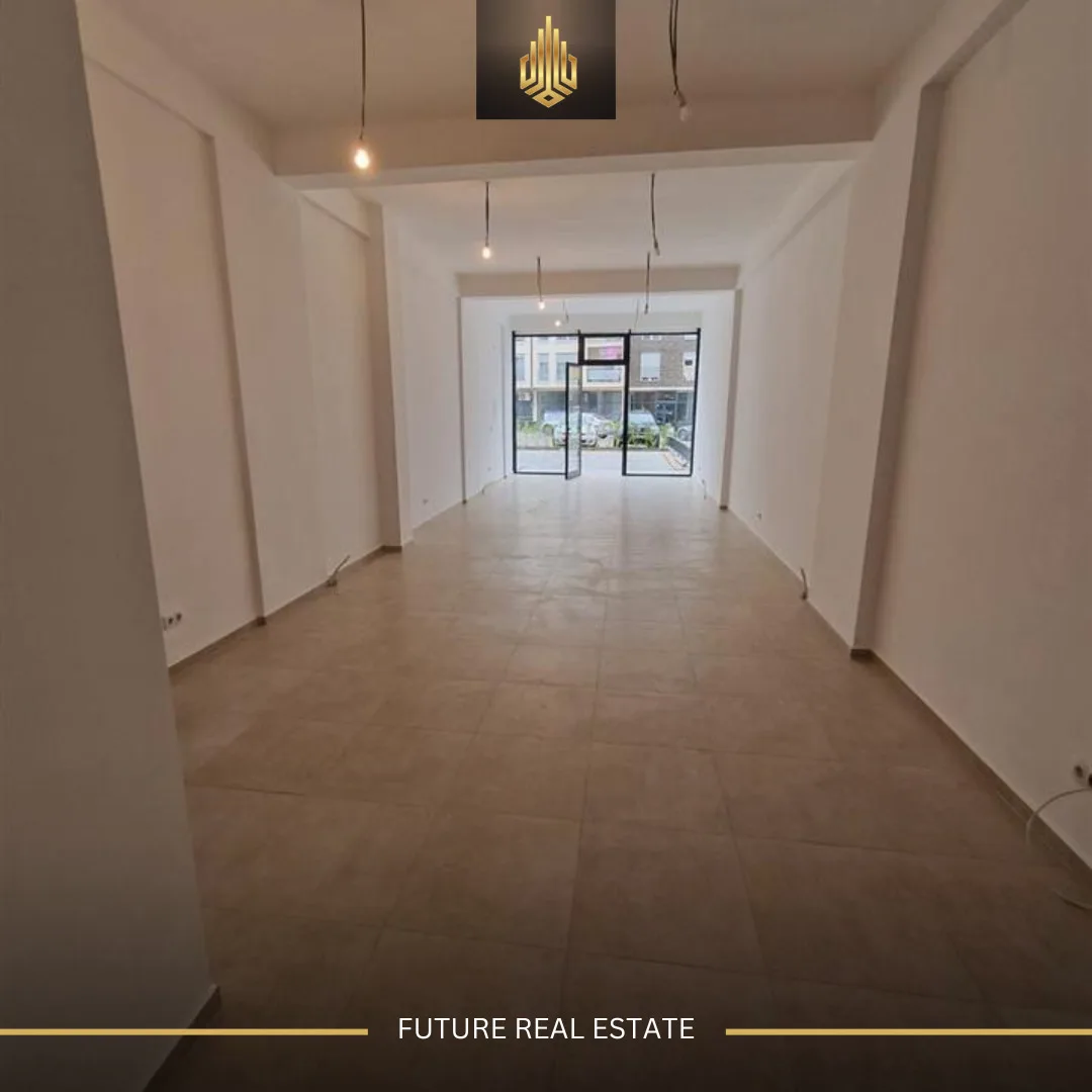 Lokal me QERA/78m²