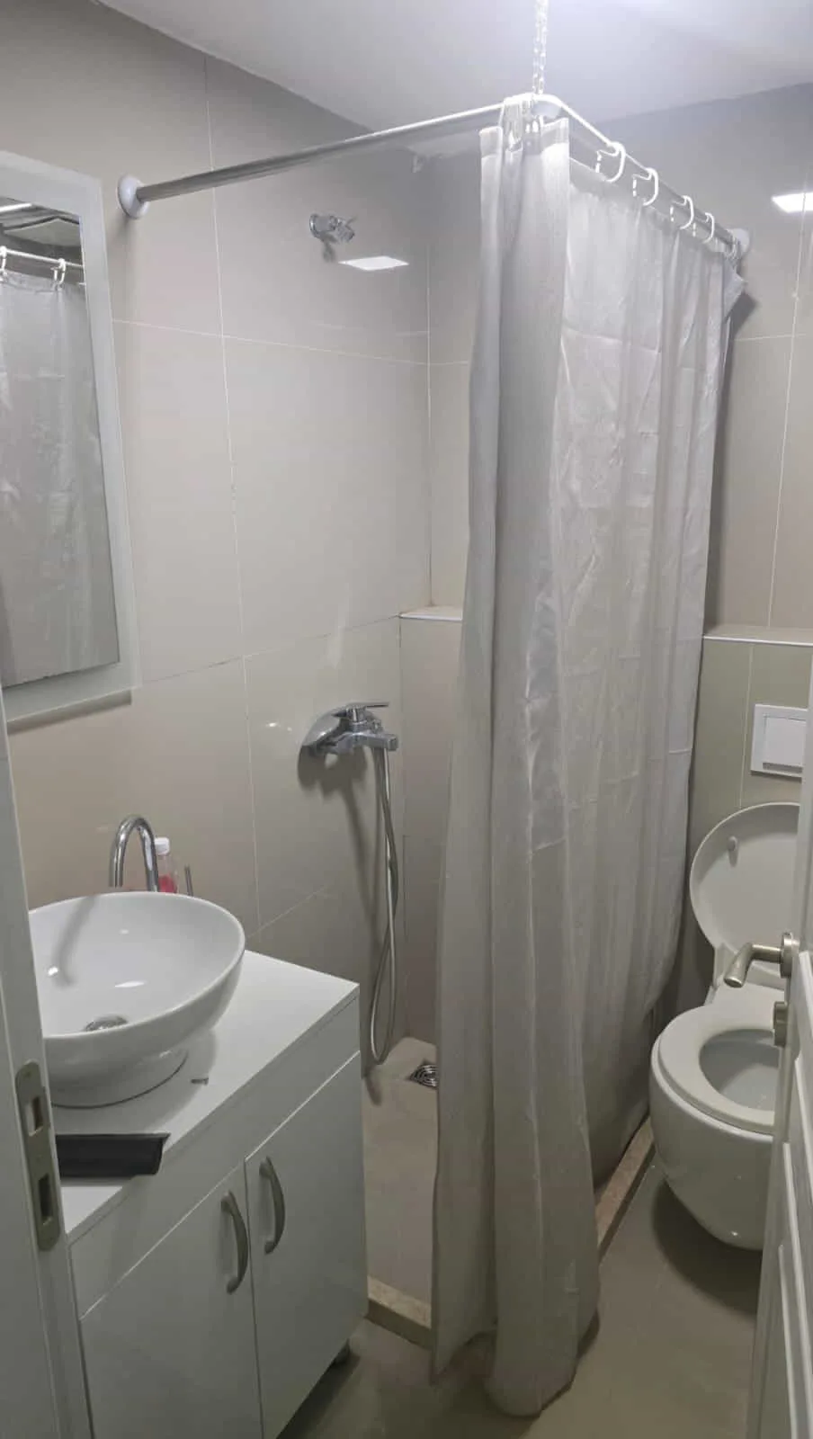 Apartament me qera 1+1 tek Rruga e Kavajes (ID B2101126) Tirane