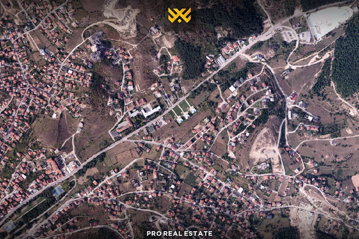 Shtëpi 1200m² dhe truall 18 Ari për #SHITJE në Sofali