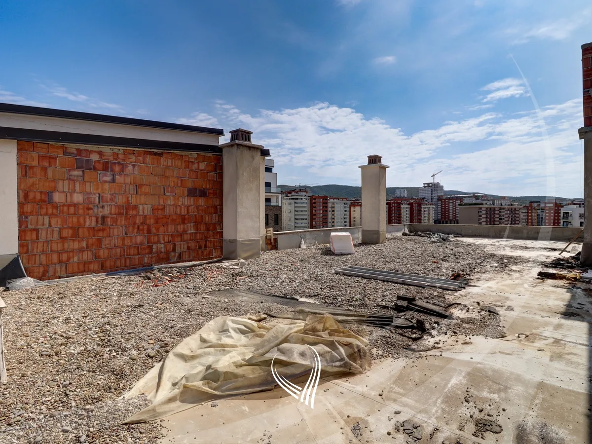 Penthouse me 3 dhoma gjumi në shitje në lagjen Mati 1 - Alko Group