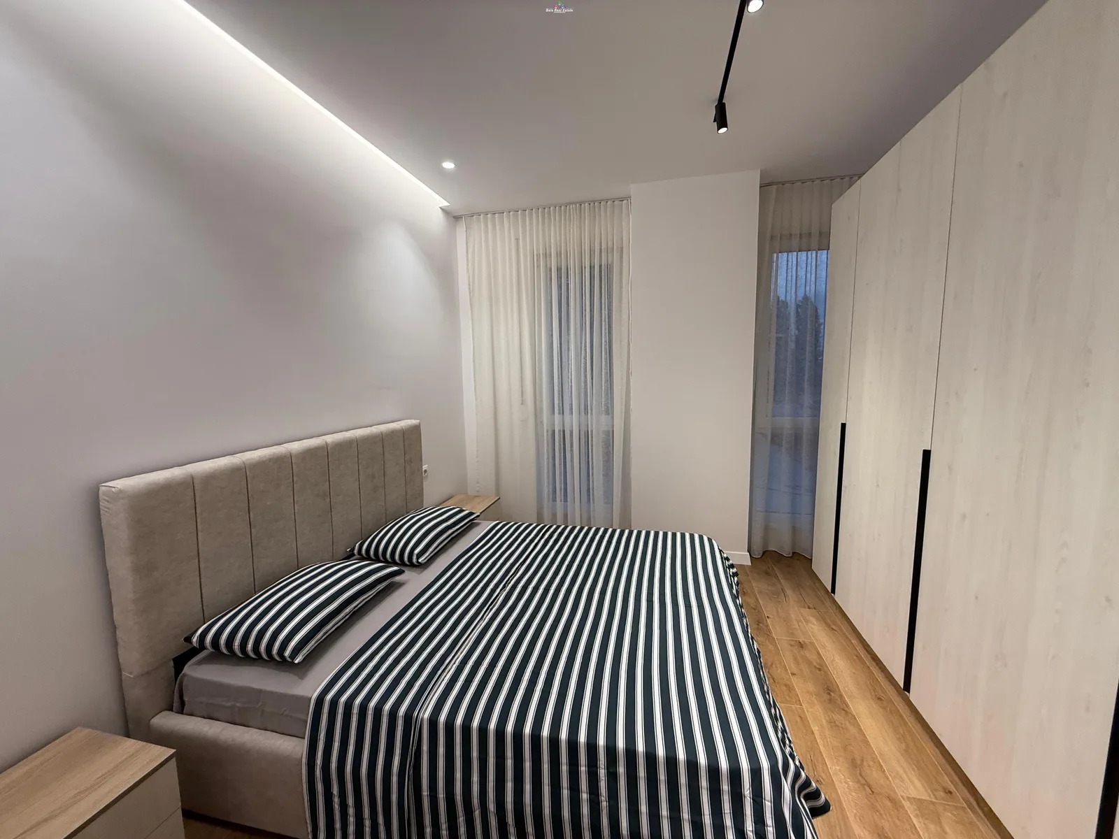 Apartament Me Qera 1+1+ Post Parkimi Tek Univers City (ID B2101710) Tirane