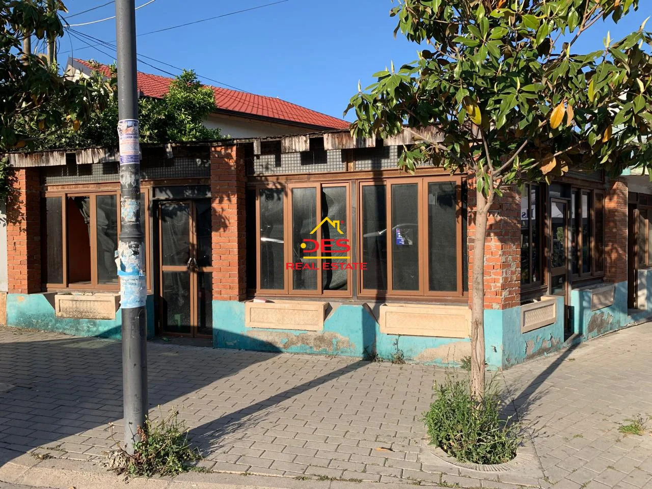 Shitet ambjent biznesi në lagjen ‘dyli haxhire’ , elbasan.