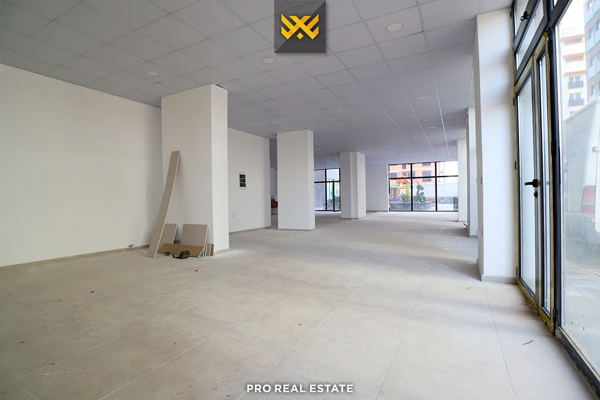 Lokal 222m² me #QIRA në Fushë Kosovë