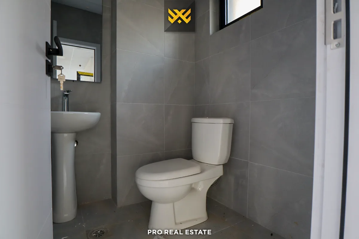 Lokal 222m² me #QIRA në Fushë Kosovë