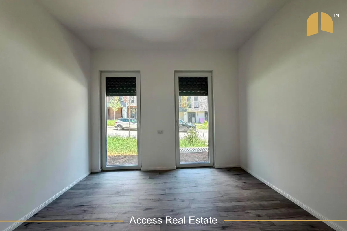 Banesë/Zyre me QIRA – 3 hapësira pune + 38m² terasë – Veternik