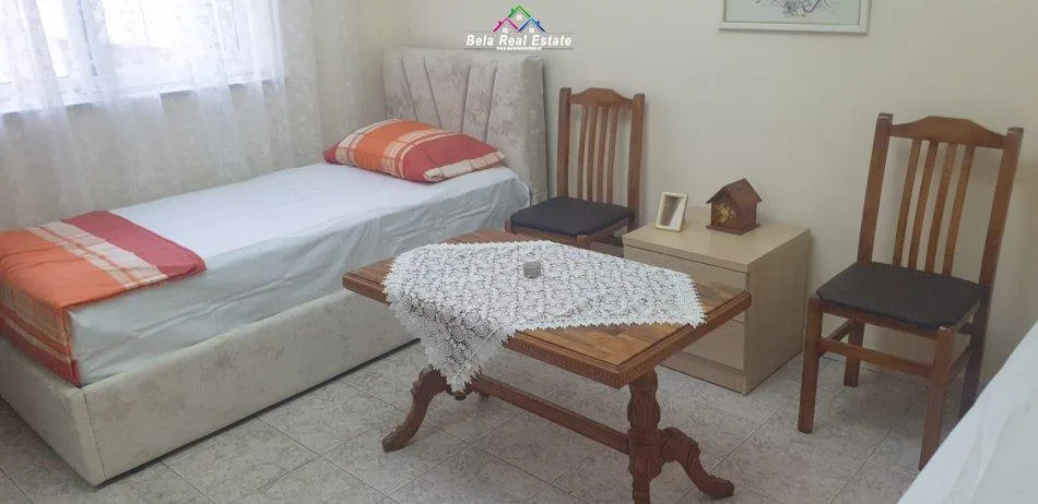 Apartament Me Qera 2+1 Ne Xhamllik (ID B221209) Tirane