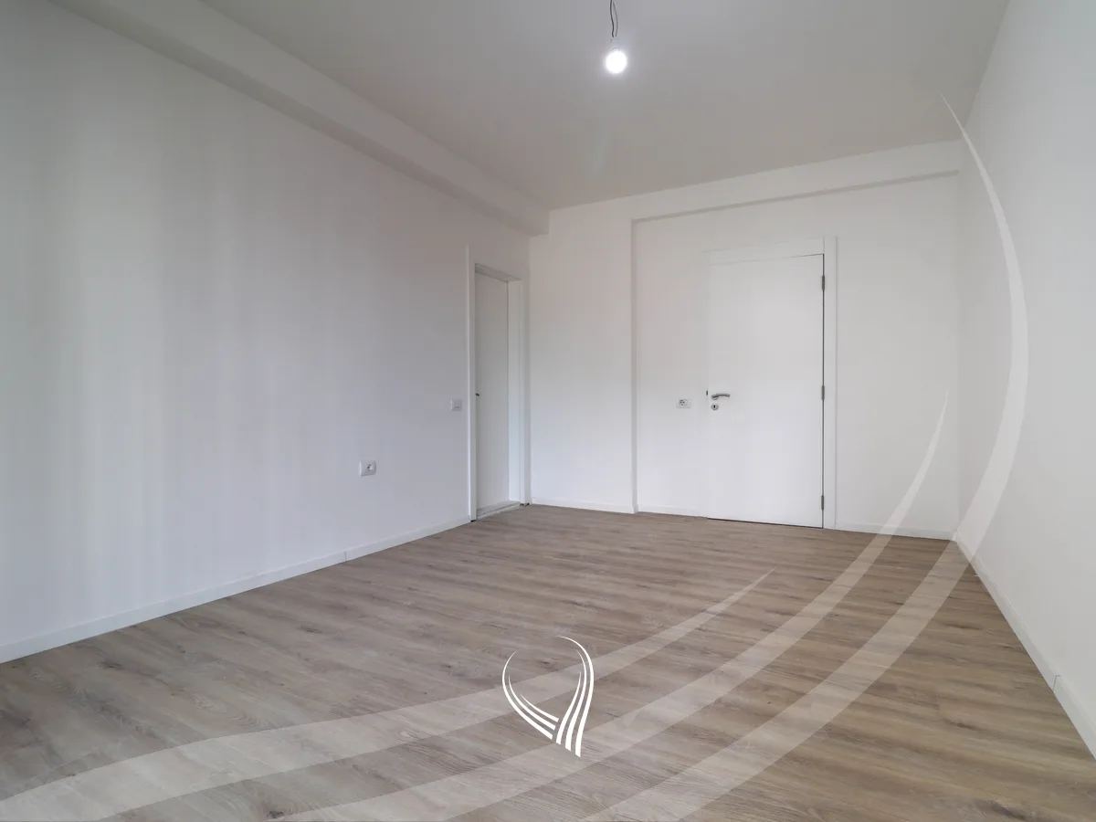 Banesë me 3 dhoma gjumi në shitje në lagjen Prishtina e Re – Grand Tower