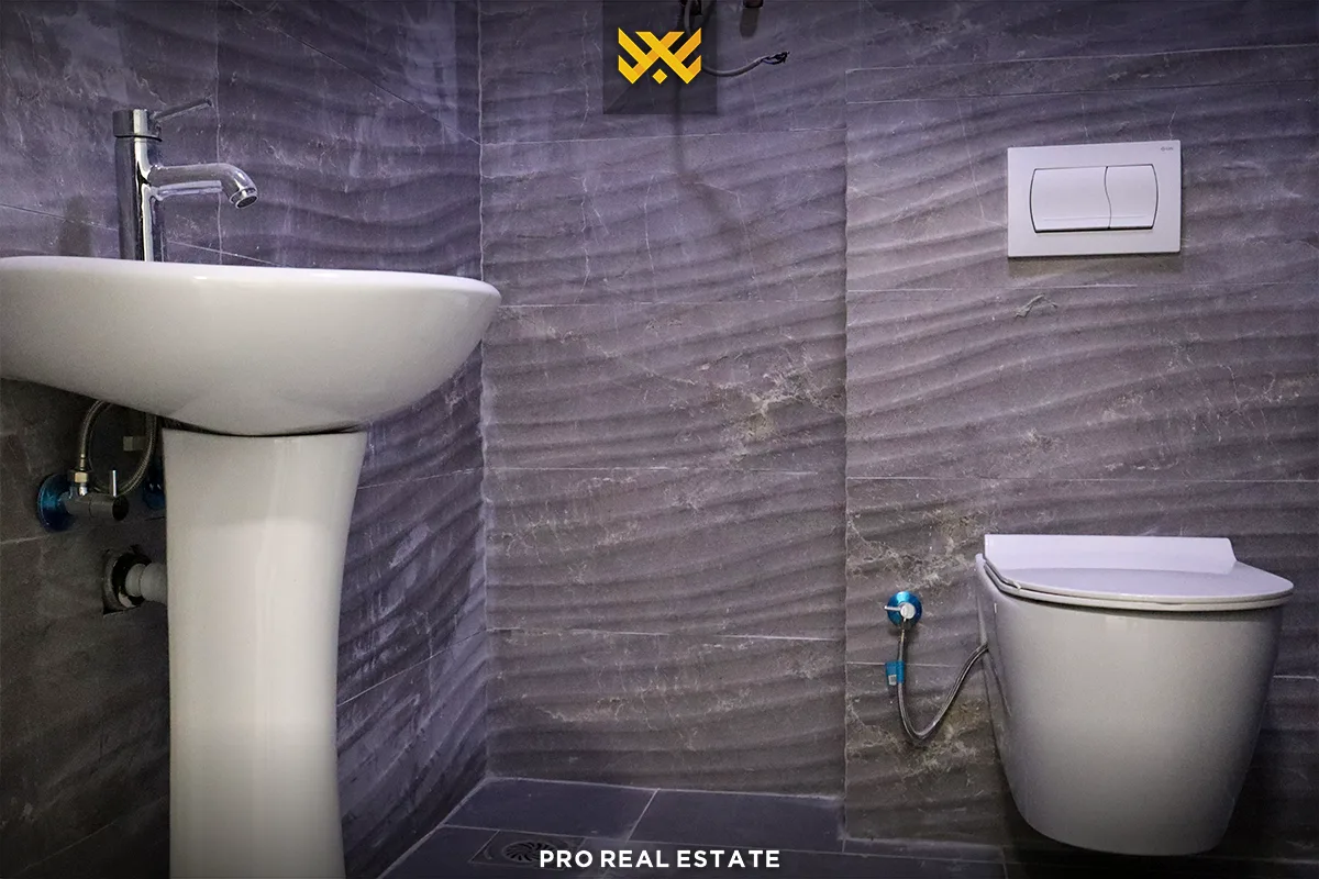 Lokal 30m² me #QIRA te Mati 1