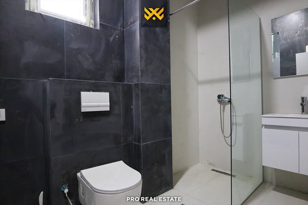 Banesë 68m² për #SHITJE në Emshir